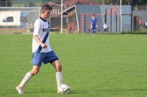 leyucom官网登录入口地址-25岁曼联弃将安东尼荣获10分最佳：轰两世界波和助攻，太牛了，安东尼泰勒执法曼城对利物浦