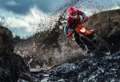 leyucom官网登录入口地址-2025电竞“年度盛典”即将开启，谁最值得期待？